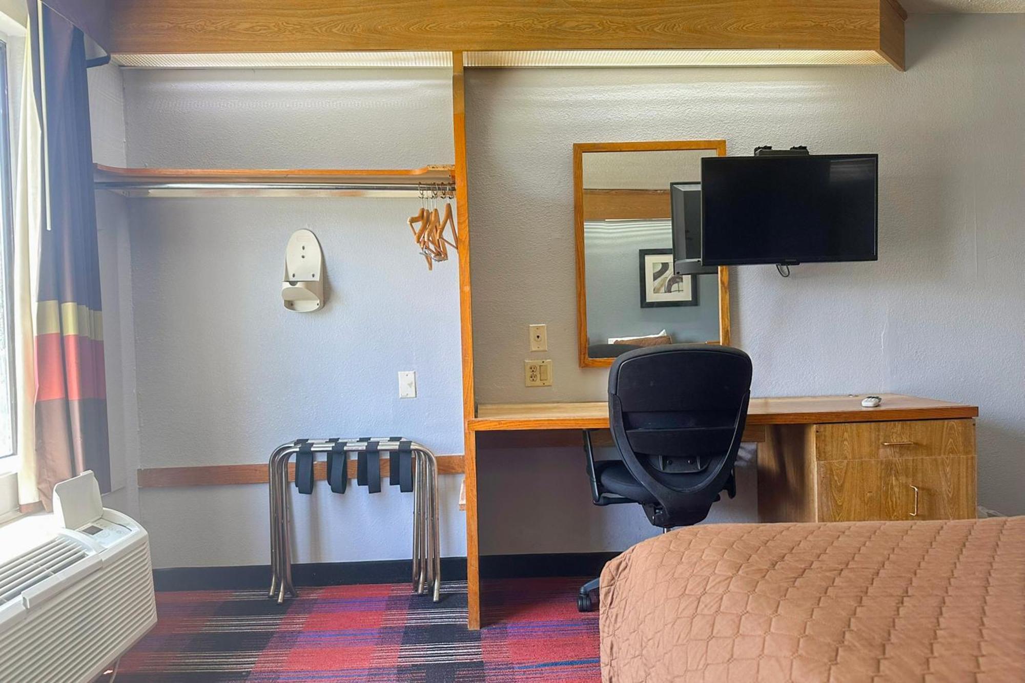 Classic Inn By Oyo I- 240 Near Memphis Airport エクステリア 写真