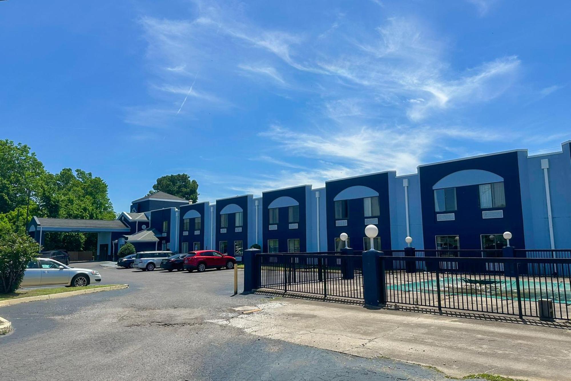 Classic Inn By Oyo I- 240 Near Memphis Airport エクステリア 写真